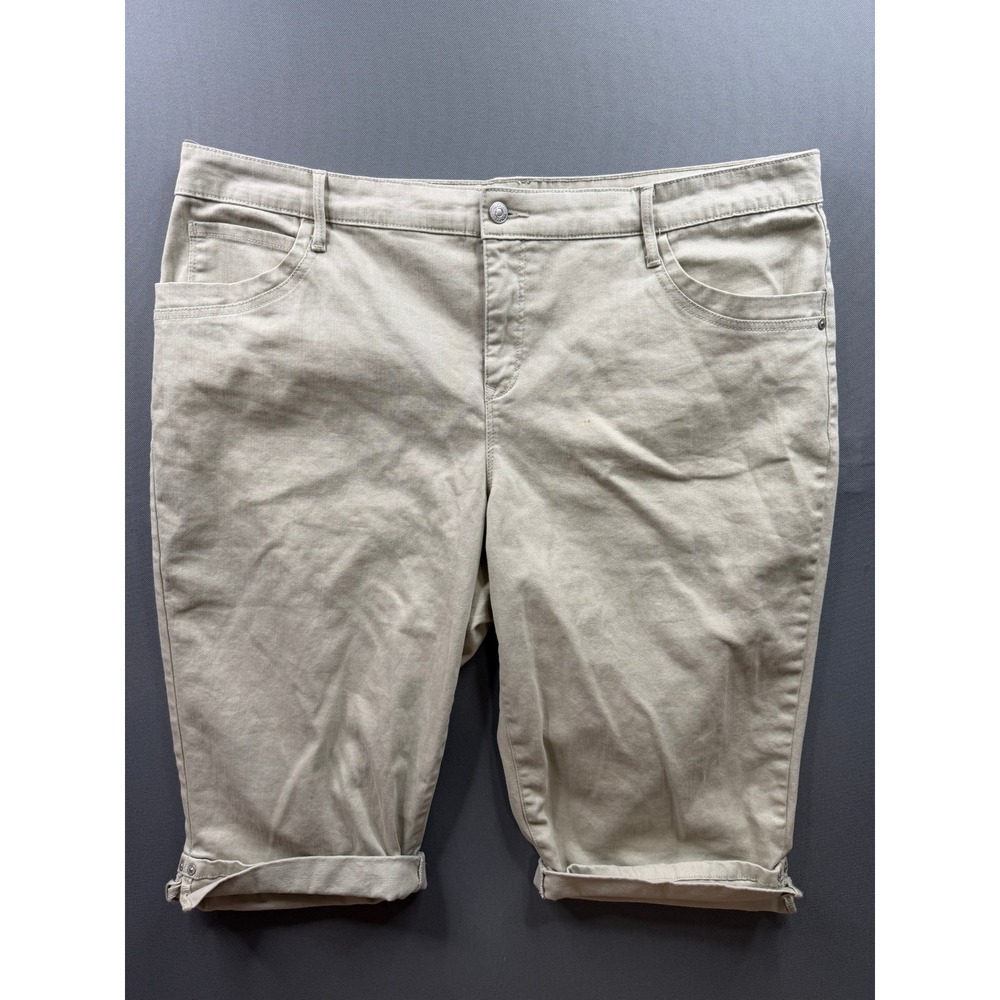 Gloria‎ Vanderbilt Bermuda Shorts Womens Tan Slimming Cuffed 42x12
